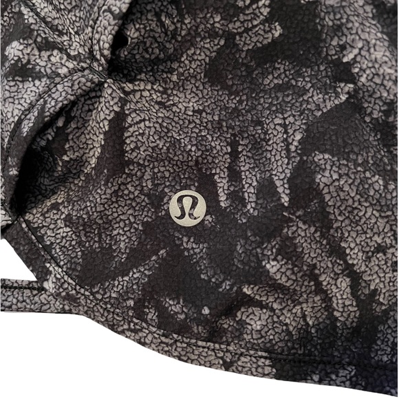 Lululemon Speed Up Short - Picture 2 of 7